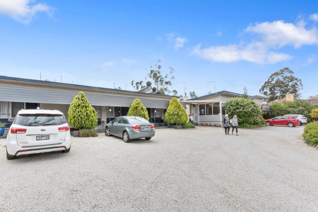 Wattle Grove Motel Maryborough Exterior photo